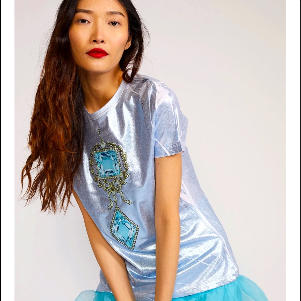 Cynthia Rowley NWT metallic tee. Size L.